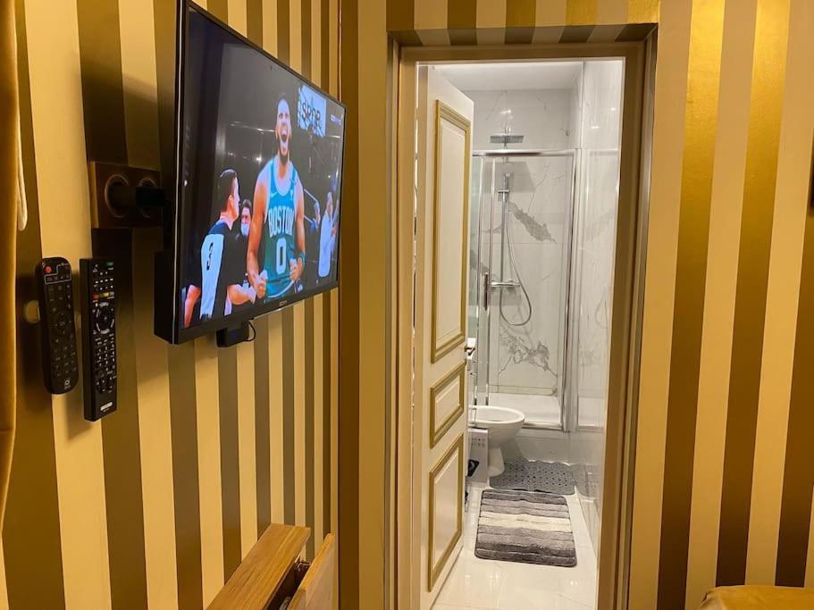 Premium Studio 2 Minutes Walk From Champs-Elysees Paris Exterior photo